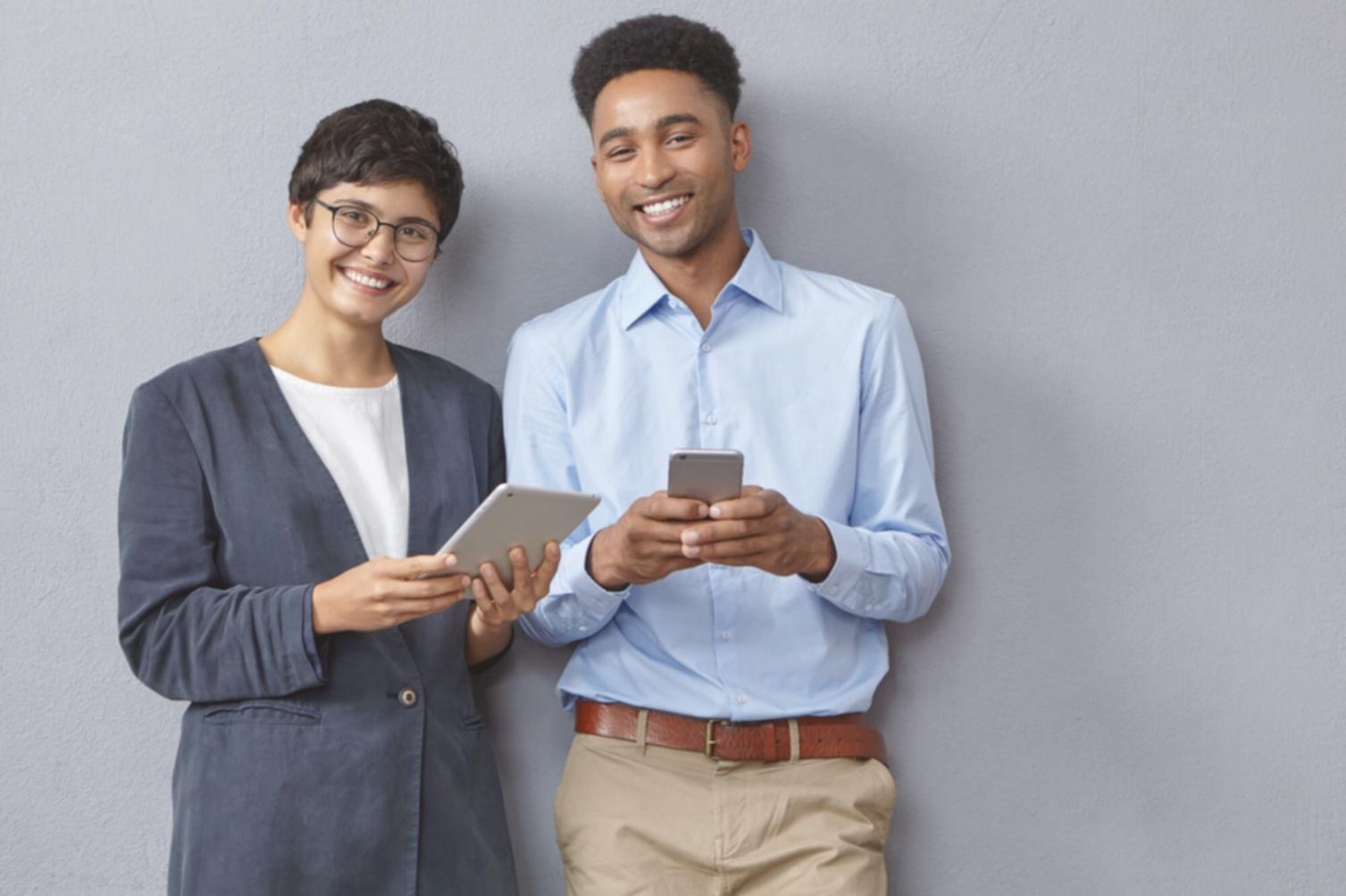 Groupe d'entrepreneurs en séance de formation collaborative